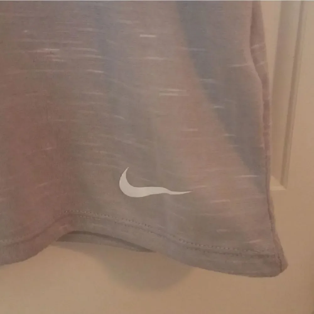 Nike Dri-fit Gray Top Size Small
